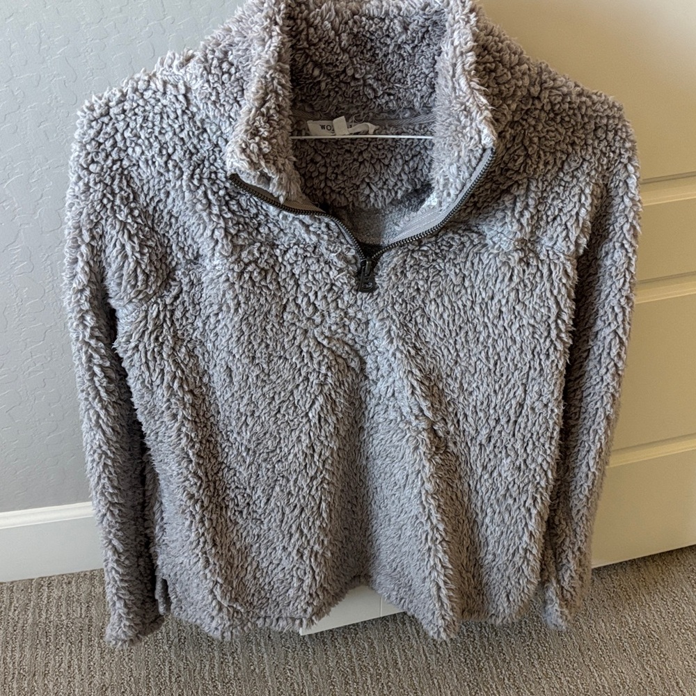 Workshop Nordstrom Cozy Gray Sherpa Pullover size M